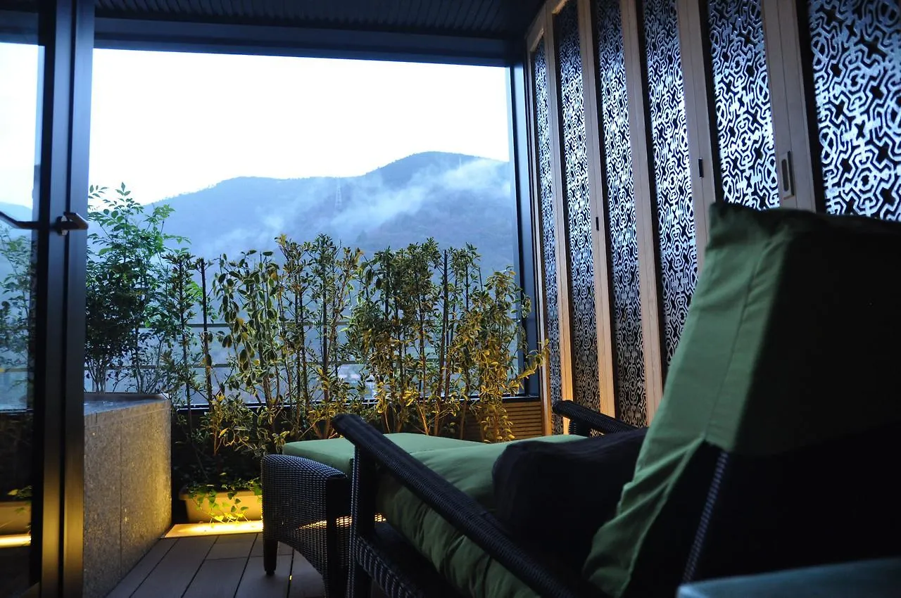 Balinese Onsen Ryokan Hakone Airu Japan