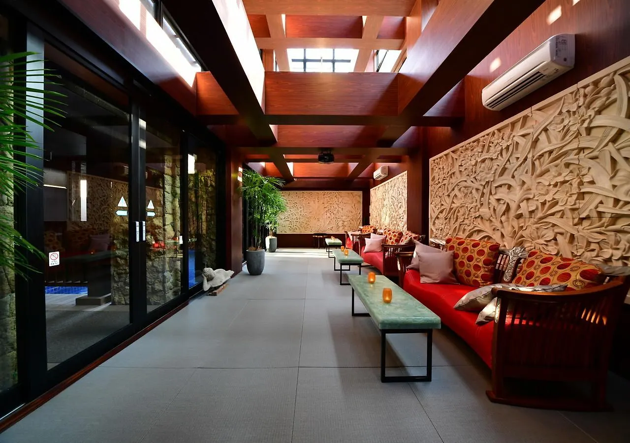 Balinese Onsen Ryokan Hakone Airu